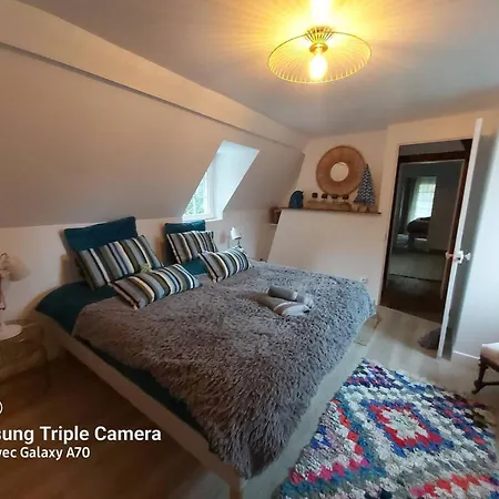 Maison De Charme A Avec Jardin Clot Et Barbecuea *