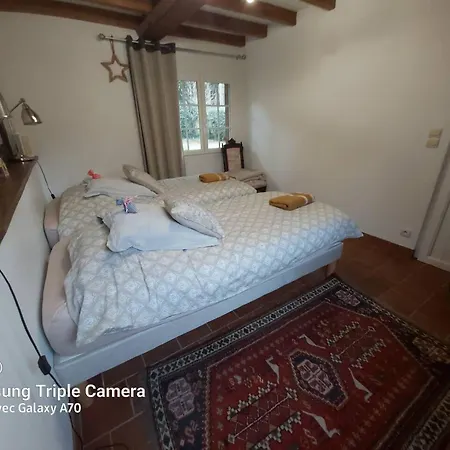 Maison De Charme A Avec Jardin Clot Et Barbecuea Holiday home