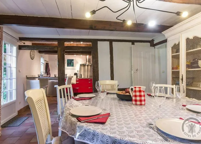 Maison De Charme A Avec Jardin Clot Et Barbecuea Annebault