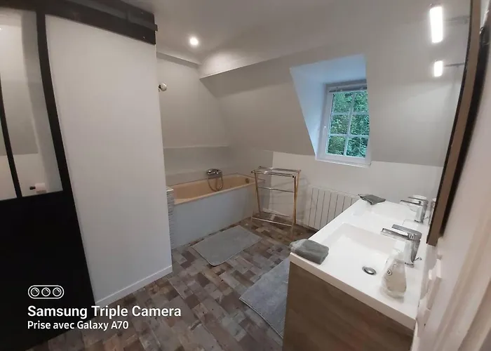 Maison De Charme A Avec Jardin Clot Et Barbecuea Annebault