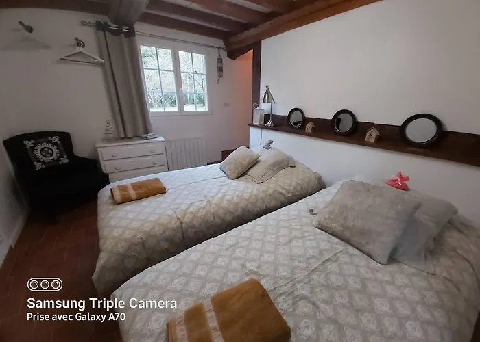 Maison De Charme A Avec Jardin Clot Et Barbecuea * Annebault