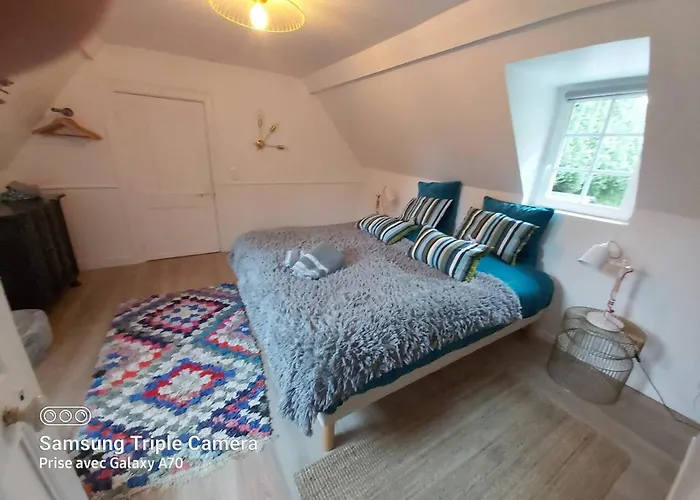 Maison De Charme A Avec Jardin Clot Et Barbecuea *