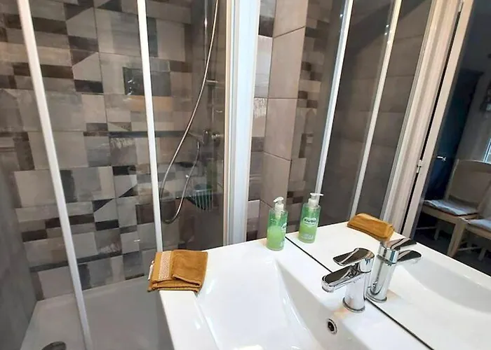 Maison De Charme A Avec Jardin Clot Et Barbecuea Ferienhaus